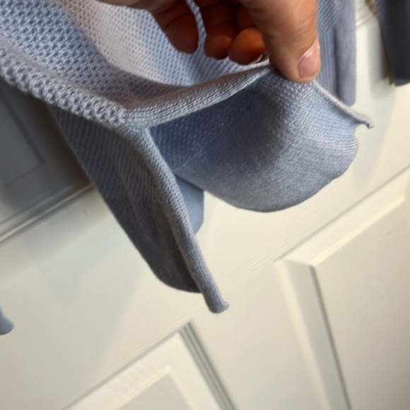 Gap lightweight v-neck sweater women’s M blue - Picture 5 of 9